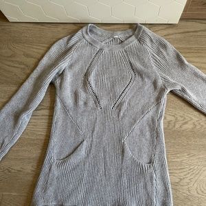 LULULEMON Gray Sweater Size 6